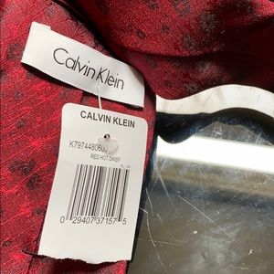 Calvin Klein “Red Hot Daisy” Tie